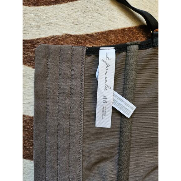 Urban Outfitters Out From Under Modern Love Lace Corset Black Nude Size M - Picture 4 of 4